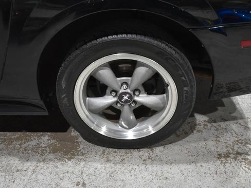 Used 2001 Ford Mustang GT RWD image 37