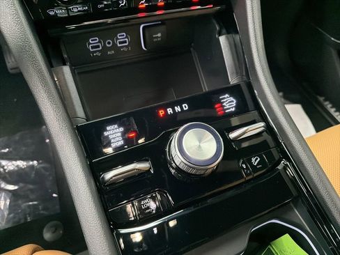 New 2025 Jeep Grand Cherokee L Summit w/ Advanced Protech Group IV image 30