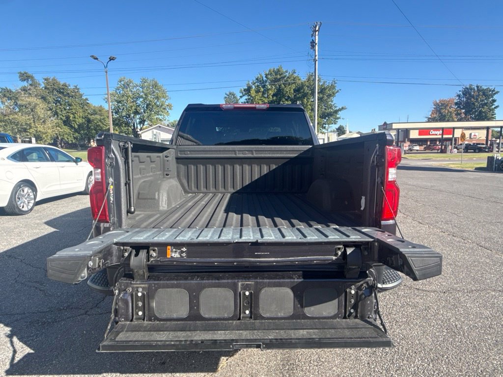 Used 2024 Chevrolet Silverado 1500 RST w/ Z71 Off-Road Package AWD/4WD image 8