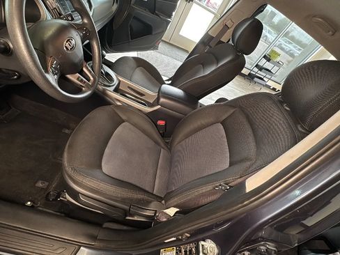 Used 2016 Kia Sportage LX FWD image 22