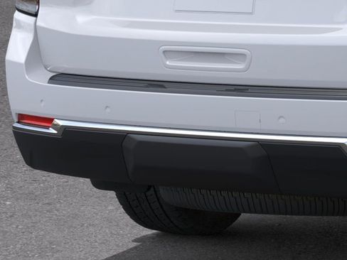 New 2026 Chevrolet Suburban LS AWD/4WD image 14