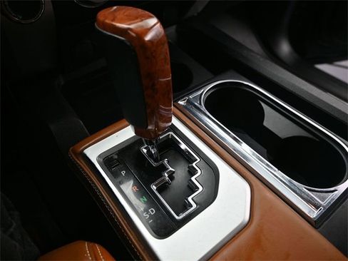 Used 2018 Toyota Tundra Platinum image 15