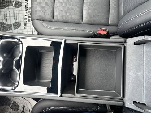 New 2026 Chevrolet Traverse LT w/ Sun and Wheel Package image 25