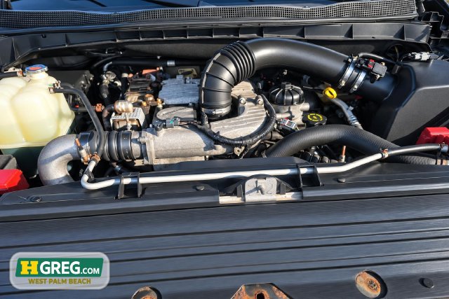 Used 2016 Nissan Titan SL AWD/4WD image 16