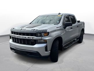 Used 2021 Chevrolet Silverado 1500 Custom w/ Rally Edition video 2
