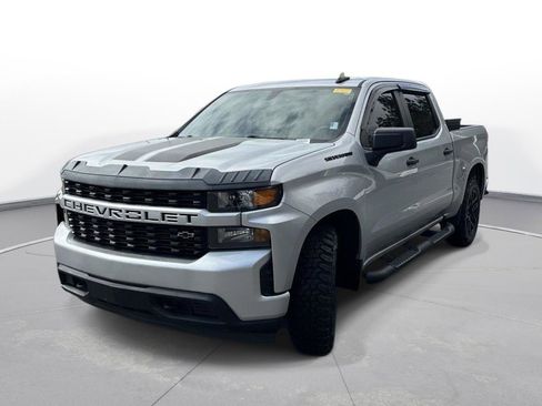Used 2021 Chevrolet Silverado 1500 Custom w/ Rally Edition image 2