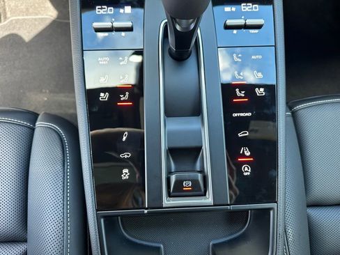 Used 2026 Porsche Macan S image 28