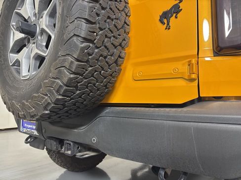 Used 2022 Ford Bronco Badlands AWD/4WD image 14