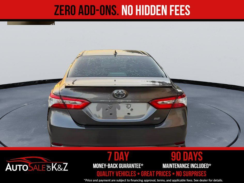 Used 2020 Toyota Camry SE FWD image 4