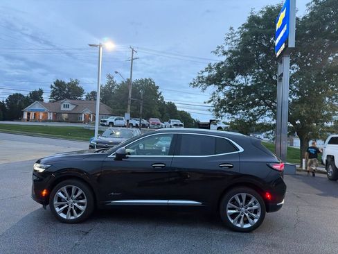 Used 2023 Buick Envision Avenir AWD/4WD image 6