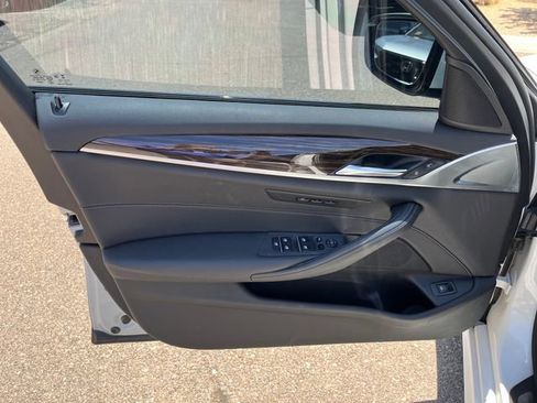 Used 2022 BMW 530i xDrive w/ M Sport Package AWD/4WD image 14