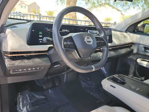 Used 2024 Nissan Ariya FWD image 10