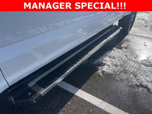 Used 2021 Ford F250 Lariat w/ Lariat Value Package image 11