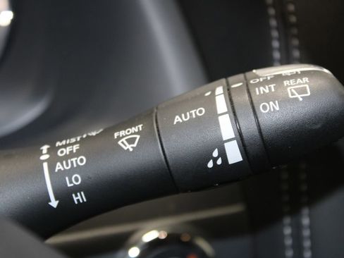 Used 2024 INFINITI QX80 Luxe image 40