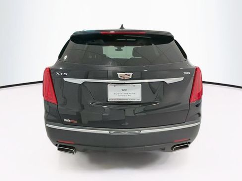Used 2017 Cadillac XT5 Premium Luxury w/ LPO, Wheel Lock Package FWD image 5