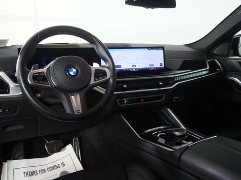 Used 2025 BMW X6 xDrive40i AWD/4WD image 16