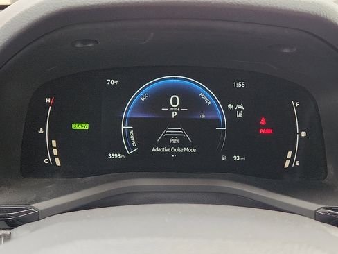 Used 2025 Toyota Camry SE image 18