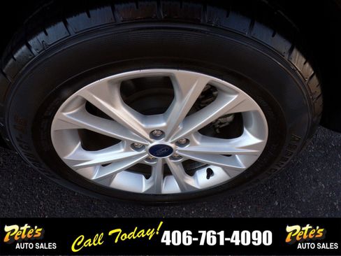 Used 2017 Ford Escape SE image 10