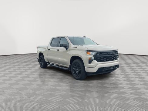 Used 2026 Chevrolet Silverado 1500 Custom w/ Turbomax Blackout Package AWD/4WD image 3