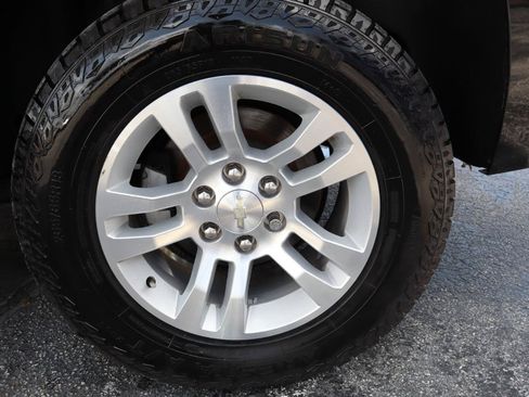 Used 2017 Chevrolet Tahoe LS RWD image 24