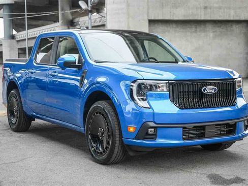 New 2026 Ford Maverick Lobo image 3