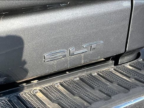 Used 2021 GMC Sierra 1500 SLT AWD/4WD image 24