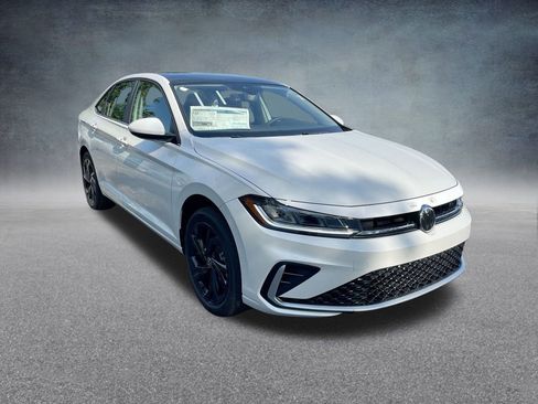 New 2025 Volkswagen Jetta SE image 34