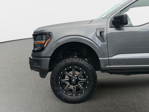 Used 2025 Ford F150 XLT w/ Equipment Group 301A Standard AWD/4WD image 11