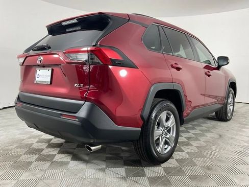Used 2025 Toyota RAV4 XLE w/ Convenience Package FWD image 9