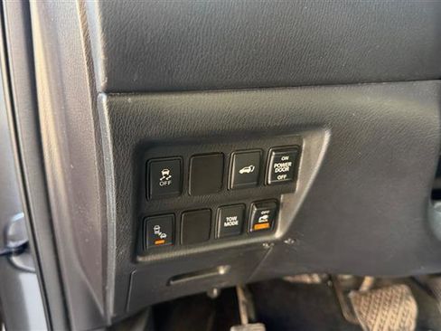 Used 2015 Nissan Pathfinder SL w/ SL Premium Package image 13