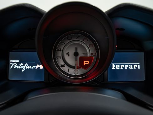 Used 2023 Ferrari Portofino M RWD image 54