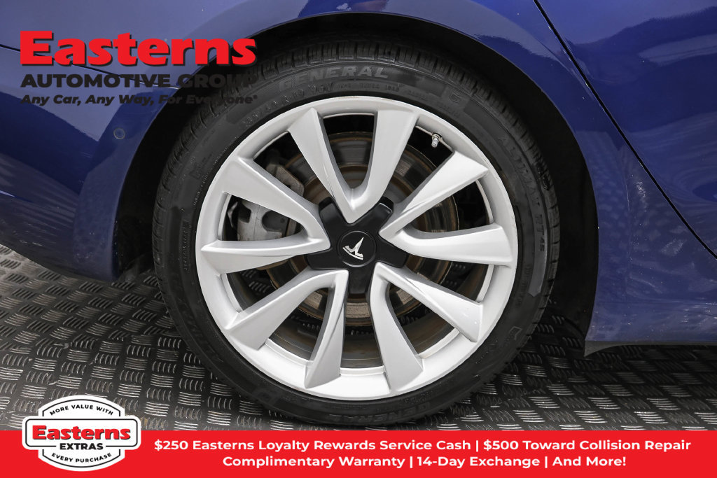 Used 2020 Tesla Model 3 Long Range AWD/4WD image 24