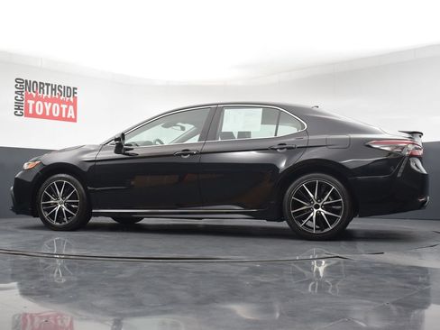 Used 2024 Toyota Camry SE AWD/4WD image 25