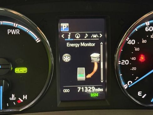Used 2018 Toyota RAV4 Limited w/ Advanced Technology Package AWD/4WD image 12