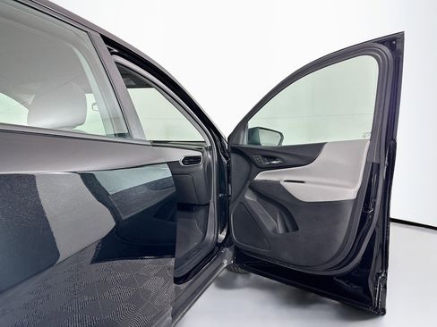 Used 2023 Chevrolet Equinox LS w/ Driver Confidence II Package image 30