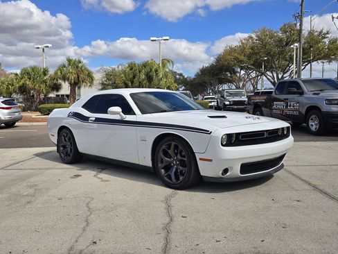 Used 2017 Dodge Challenger R/T Plus image 2
