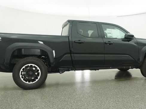 New 2026 Toyota Tacoma TRD Off-Road AWD/4WD image 9