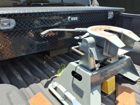 Used 2019 Ford F250 XLT w/ XLT Premium Package AWD/4WD image 8