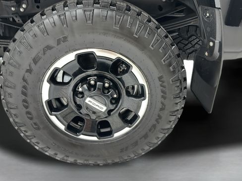 Used 2025 Ford F350 XLT w/ Black Appearance Package AWD/4WD image 10