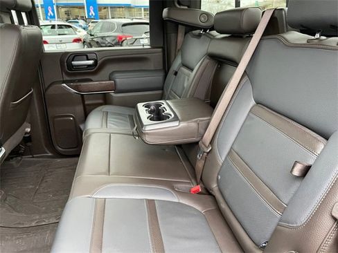Used 2021 GMC Sierra 3500 Denali w/ Denali Ultimate Package image 31