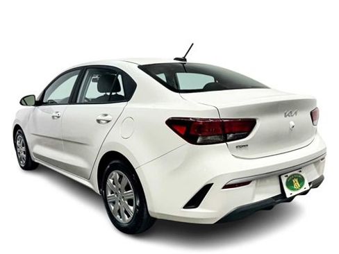 Used 2022 Kia Rio LX image 4