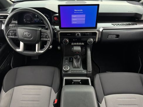Used 2025 Toyota Tacoma TRD Sport RWD image 11