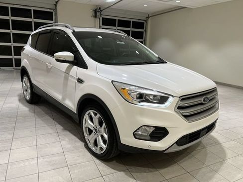 Used 2019 Ford Escape Titanium FWD image 7