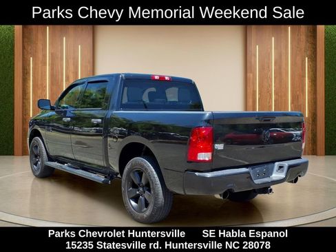 Used 2016 RAM 1500 Express w/ Black Ram 1500 Express Group AWD/4WD image 31