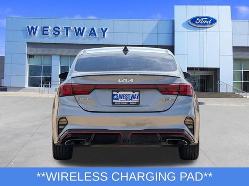 Used 2022 Kia Forte GT w/ GT Technology Package FWD image 4