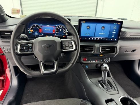 Used 2024 Ford Mustang Coupe image 35