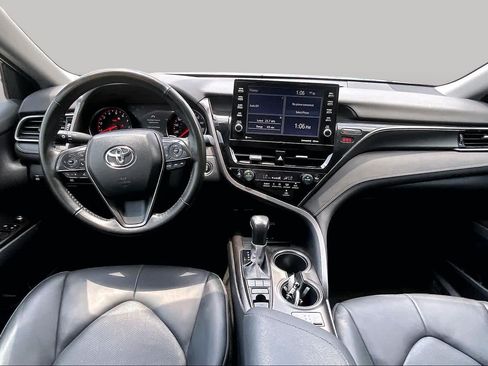 Used 2024 Toyota Camry XSE FWD image 15