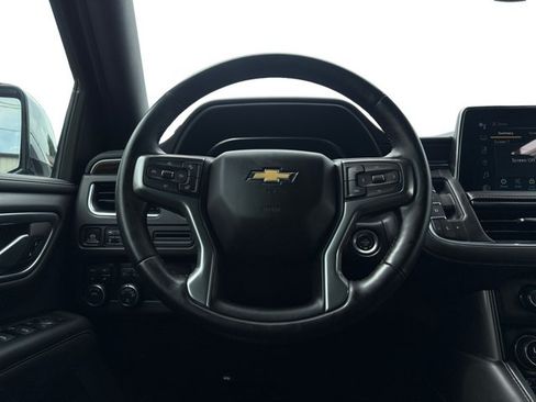 Used 2024 Chevrolet Suburban Premier AWD/4WD image 14