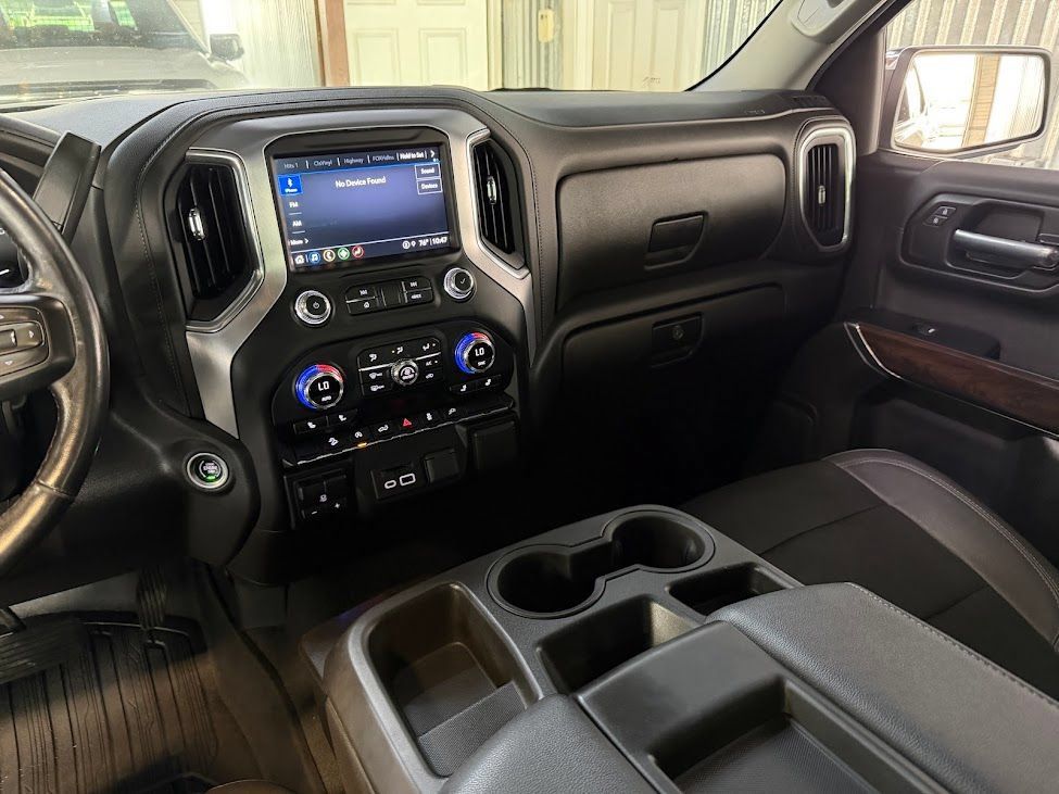 Used 2021 GMC Sierra 1500 SLT AWD/4WD image 15