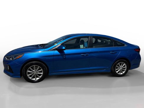 Used 2018 Hyundai Sonata SE FWD image 2
